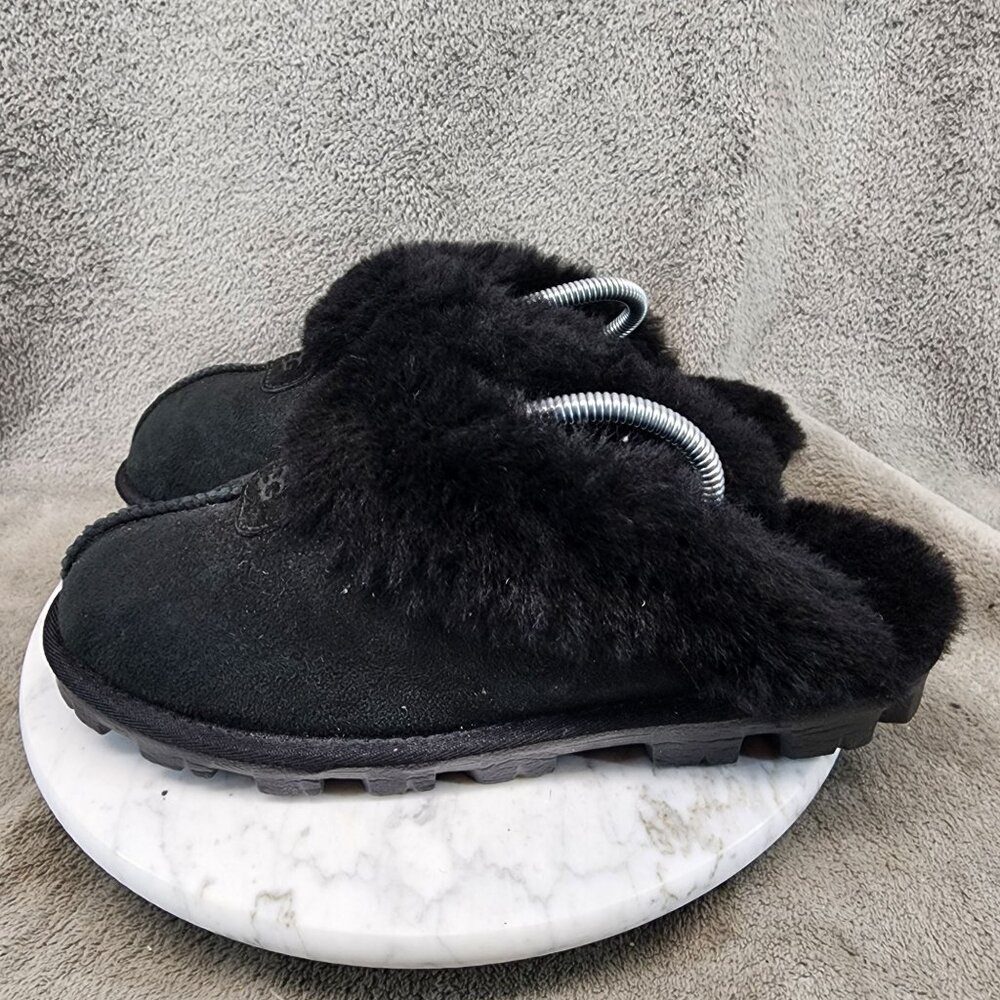 UGG Shoes Womens Size 8 Black Slip On Slippers